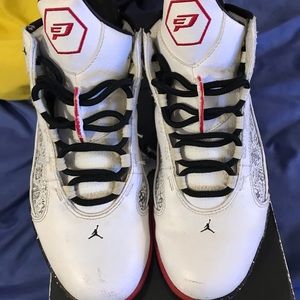 Jordan Chris Paul size 7y